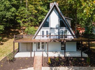 440 Lakeshore Rd, Bluff City, TN 37618