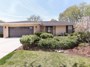 7600 Williams St, Downers Grove, IL 60516