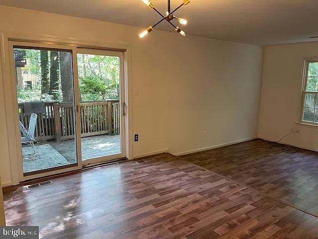 1117 Wildpark Ave — Photo 2