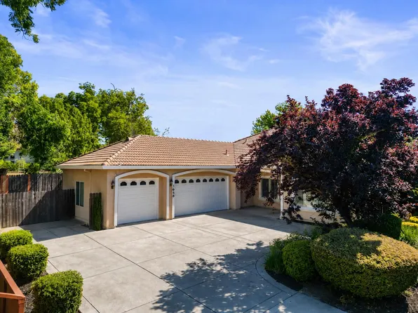 3648 Voleyn St, Carmichael, CA 95608