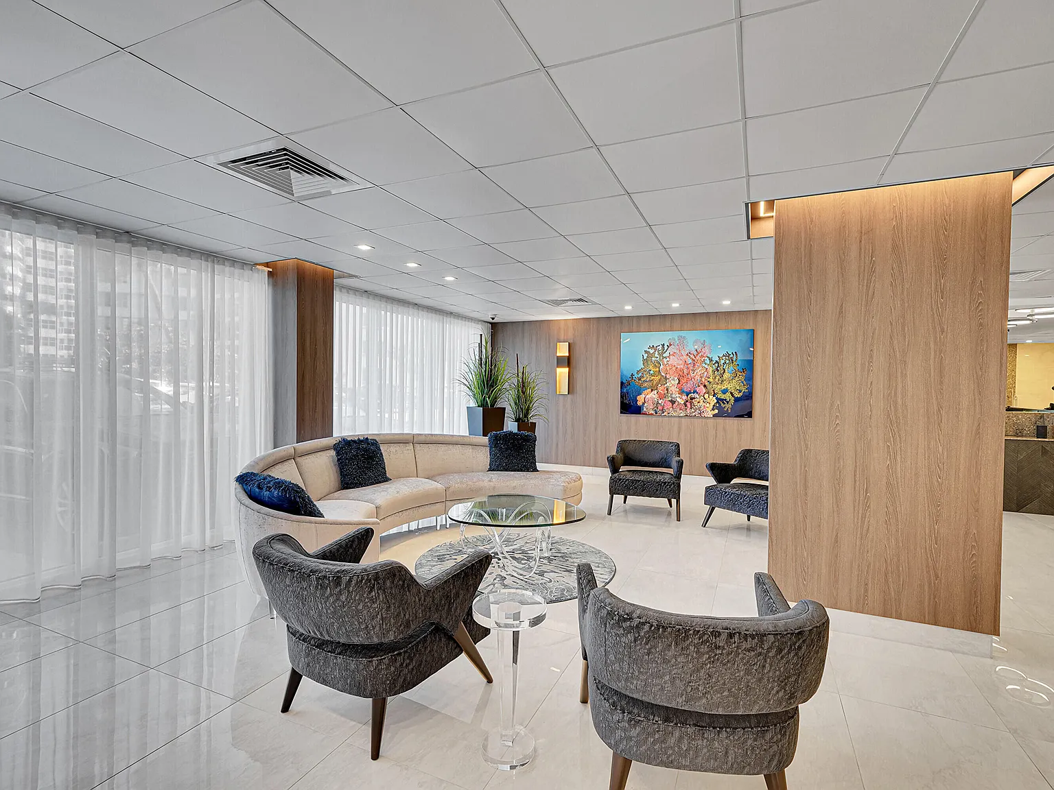 1 bed, 1.5 bath, 970 sqft, $3,200 — Photo 4
