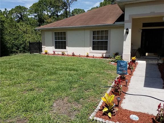 2nd image of 4565 Fernway Dr