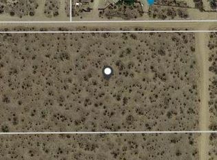 8455 El Centro Rd, Phelan, CA 92371