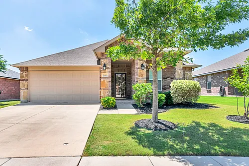 16329 Severn Ln Photo 1