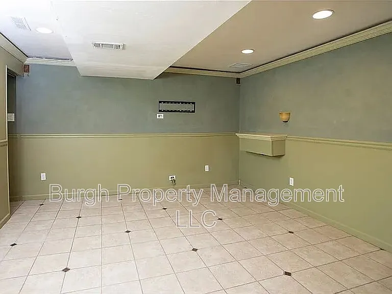 1248 Satellite Cir — Photo 10