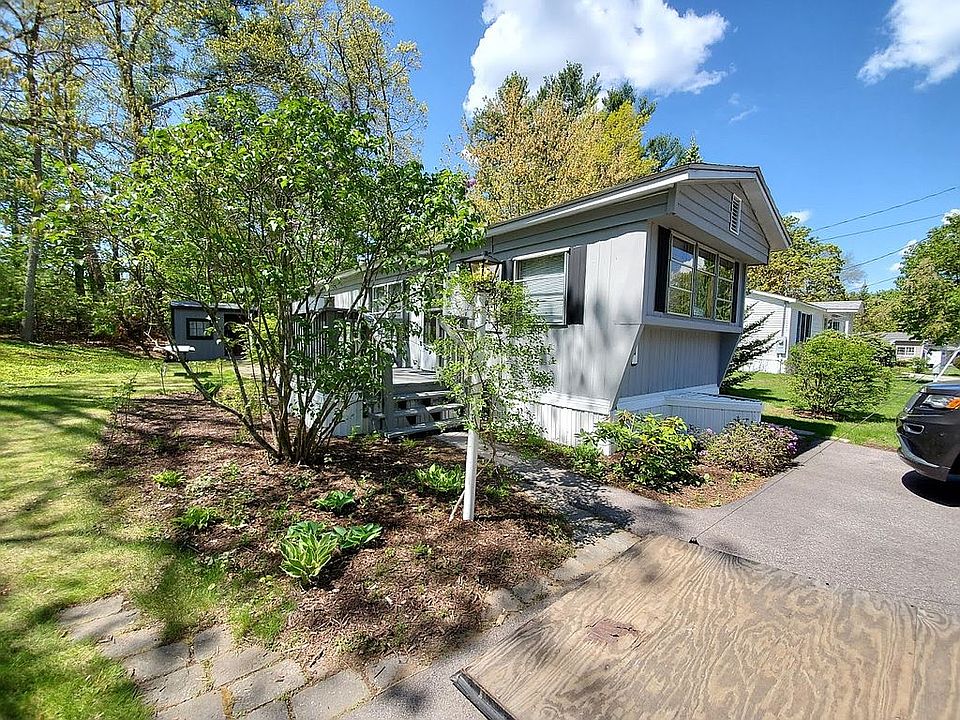 1st image of 7 Marina Dr