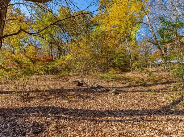 LOT 3 Deroche Cir, Ludlow, MA 01056