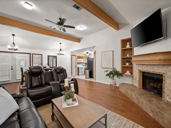 406 Lemon Dr, Arlington, TX 76018