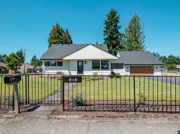 313 N Evergreen Ave, Stayton, OR 97383