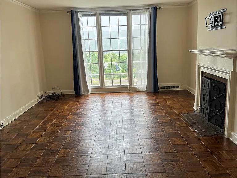 140 High Rd — Photo 3