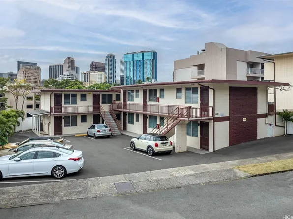 1408 Lusitana St, Honolulu, HI 96813