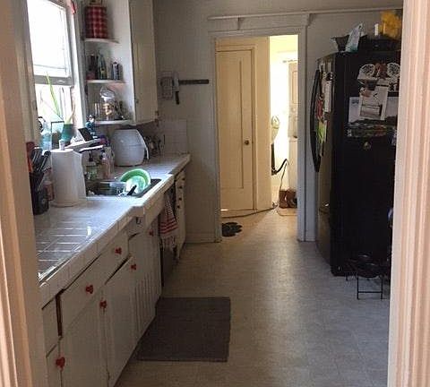 3rd image of 1345 Bird Ave
