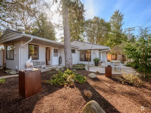 116 N 3rd Street, La Conner, WA 98257