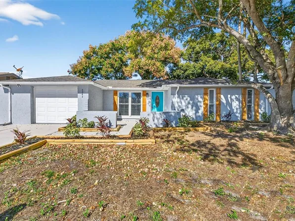 6841 Tierra Linda St, Port Richey, FL 34668