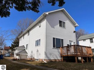 122 Hancock St, Manistee, MI 49660