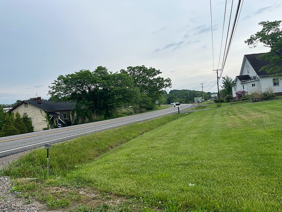 2nd image of 2957 Peppers Ferry Rd APT R