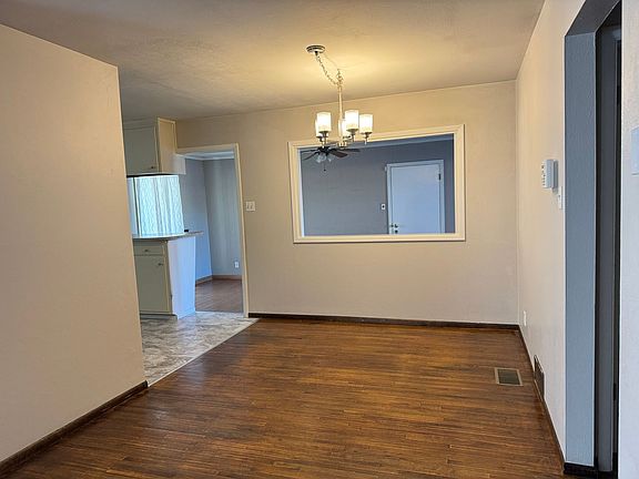 4th image of 10527 Princess Jeanne Ave NE