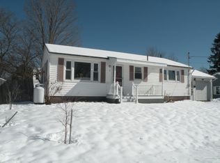 3 Willett St, Biddeford, ME 04005