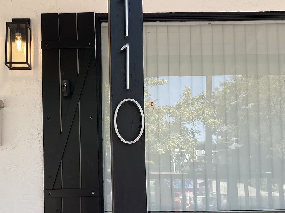 1st image of 2110 Carrere St APT A