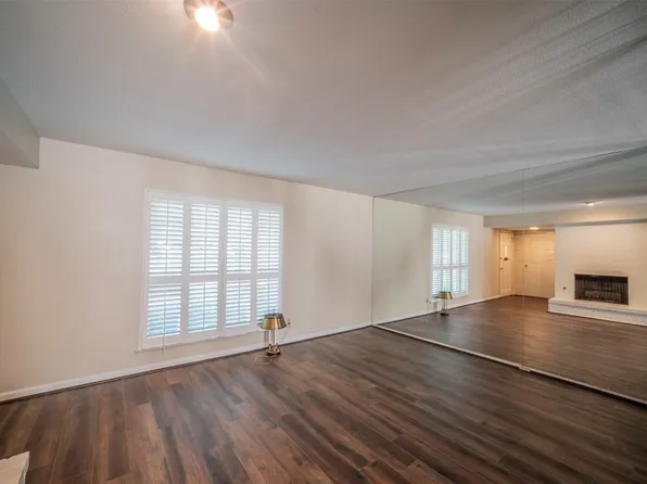 228 Westview Ter, Arlington, TX 76013