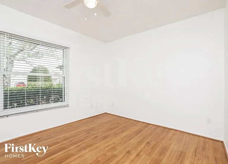2673 Debany Rd — Photo 11