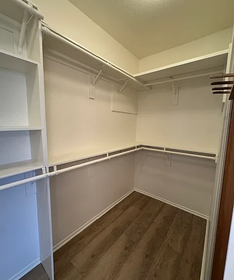 2136 Bowdoin St — Photo 28