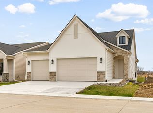 1350 SE Menlo Dr, Waukee, IA 50263