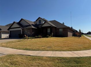 3500 Grady Ln, Moore, OK 73160