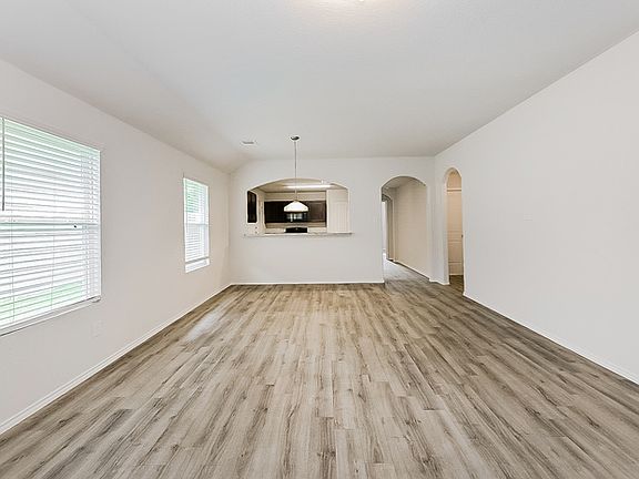 3rd image of 3614 Atascocita Elm Dr