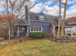 4811 W 65th Ter, Prairie Village, KS 66208