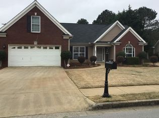 890 Charles Hall Dr, Dacula, GA 30019