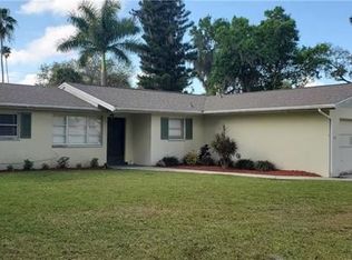 14813 Oakwood Ct, Fort Myers, FL 33905