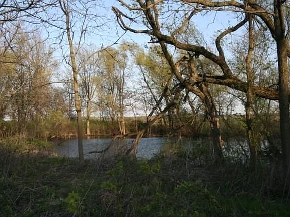 5th image of 2435 53rd Dr