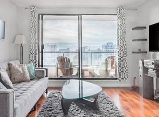 1630 Quadra St #1101, Victoria, BC V8W3J5