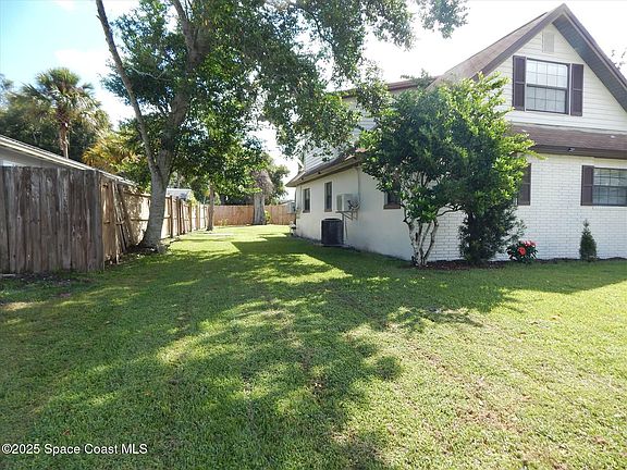 4th image of 1145 Sharon Dr