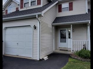 645 Country Acres Ct, Effort, PA 18330