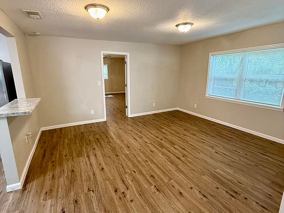 4th image of 2934 BETHEL Court