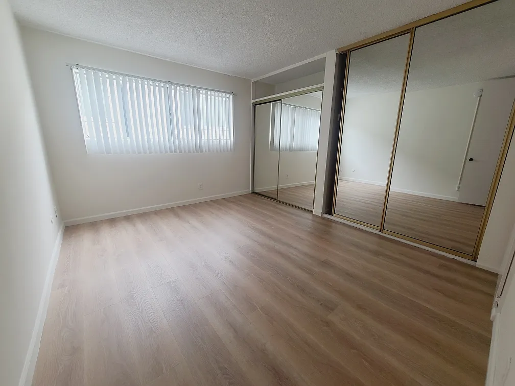 1 bed, 700 sqft, $1,850 — Photo 2