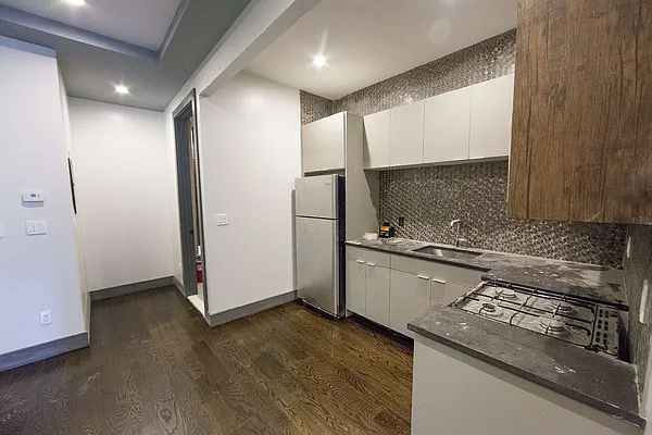 Rented by Brooklyn Group | media 22