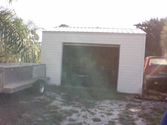 5th image of 1711 Amber Ln