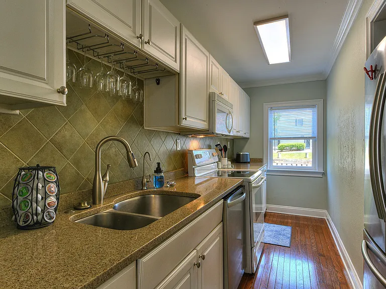 20902 South Ave #A — Photo 12