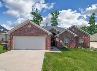 1183 Oak Glenn Loop, Bryant, AR 72022