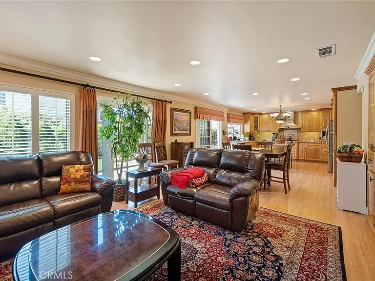 13710 Bannon Dr — Photo 16