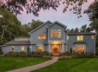 3 Indian Point Ln, Westport, CT 06880