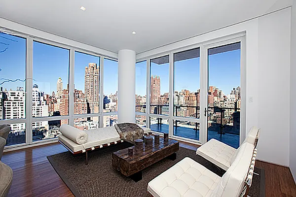 Sold by The World Wide Group | media 11