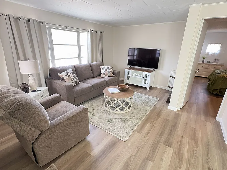 4851 W Gandy Blvd #B4-L5 — Photo 6