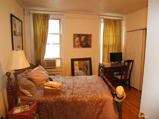 Rented by Joel Weisz, LREB | media 1