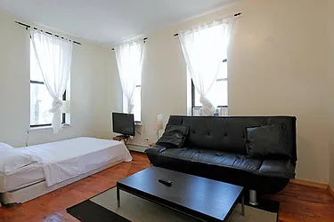 Rented by Azulay Group