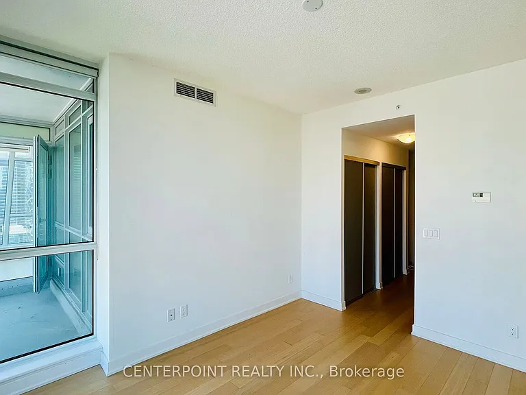 199 Richmond St W #2803 — Photo 7