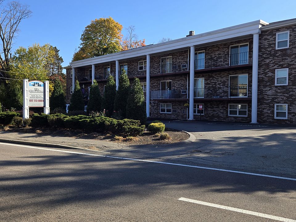 1st image of 587 Bridge St #6